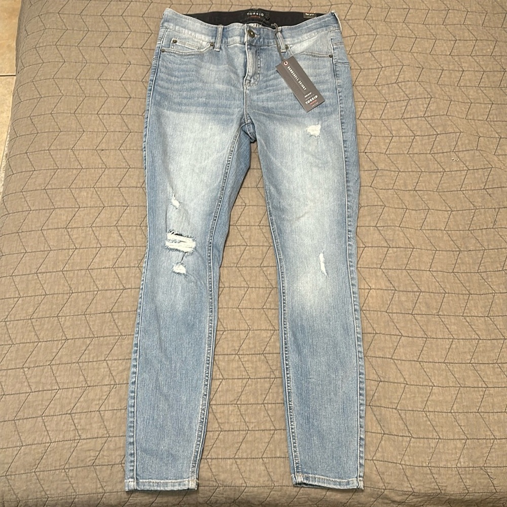 NWT Torrid Size 10R Bombshell Skinny Jeans